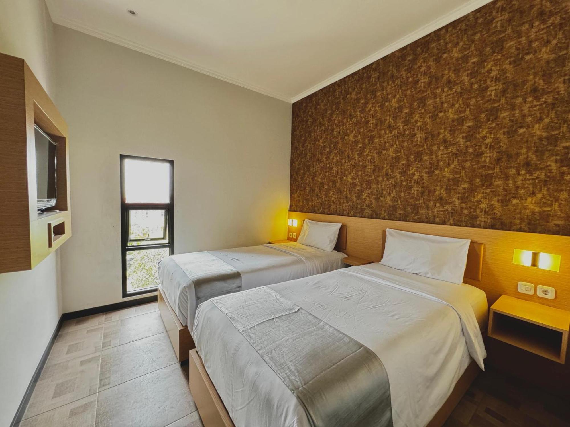 Hotel Grand Plaza Karawang